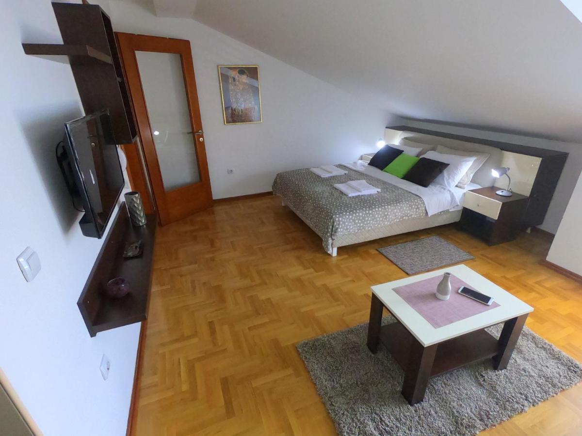 Apartman Zenit Vrnjačka Banja Exteriér fotografie